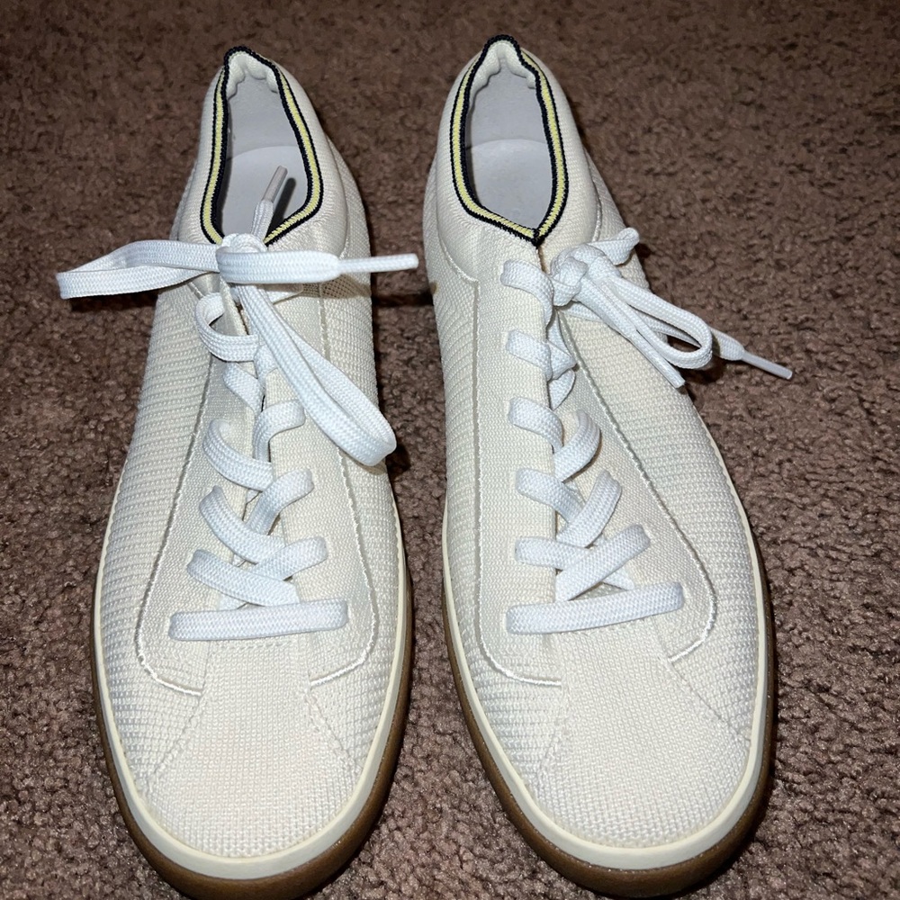 Rothy’s The Lace Up sneakers